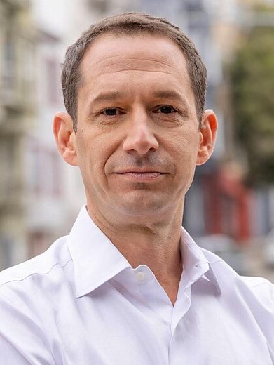 Daniel Lurie profile photo