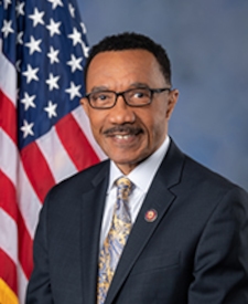 Kweisi Mfume profile photo