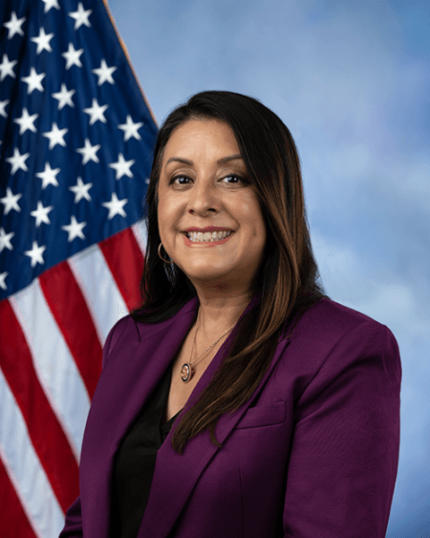 Luz M. Rivas profile photo
