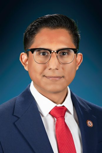 Oscar De Los Santos profile photo