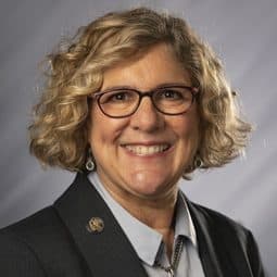 Julie Olthoff profile photo