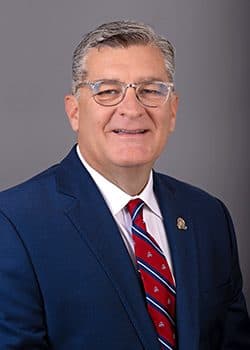 Robby Mills profile photo