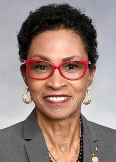 Renée Price profile photo