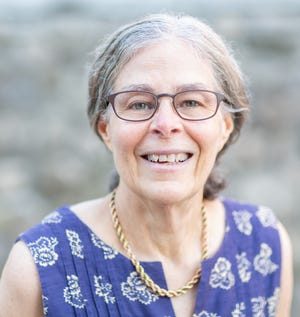 Zoe Manos profile photo
