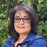 Diane Torres-Velásquez profile photo